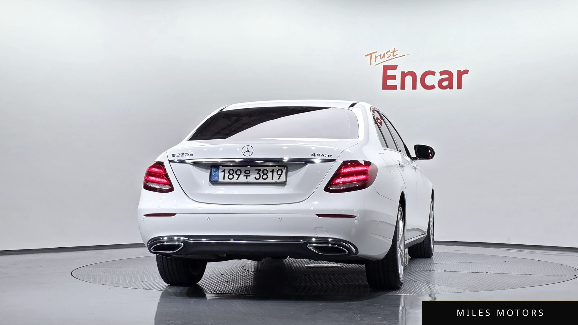 Mercedes-Benz E-Class W213 2017 — миниатюра 3