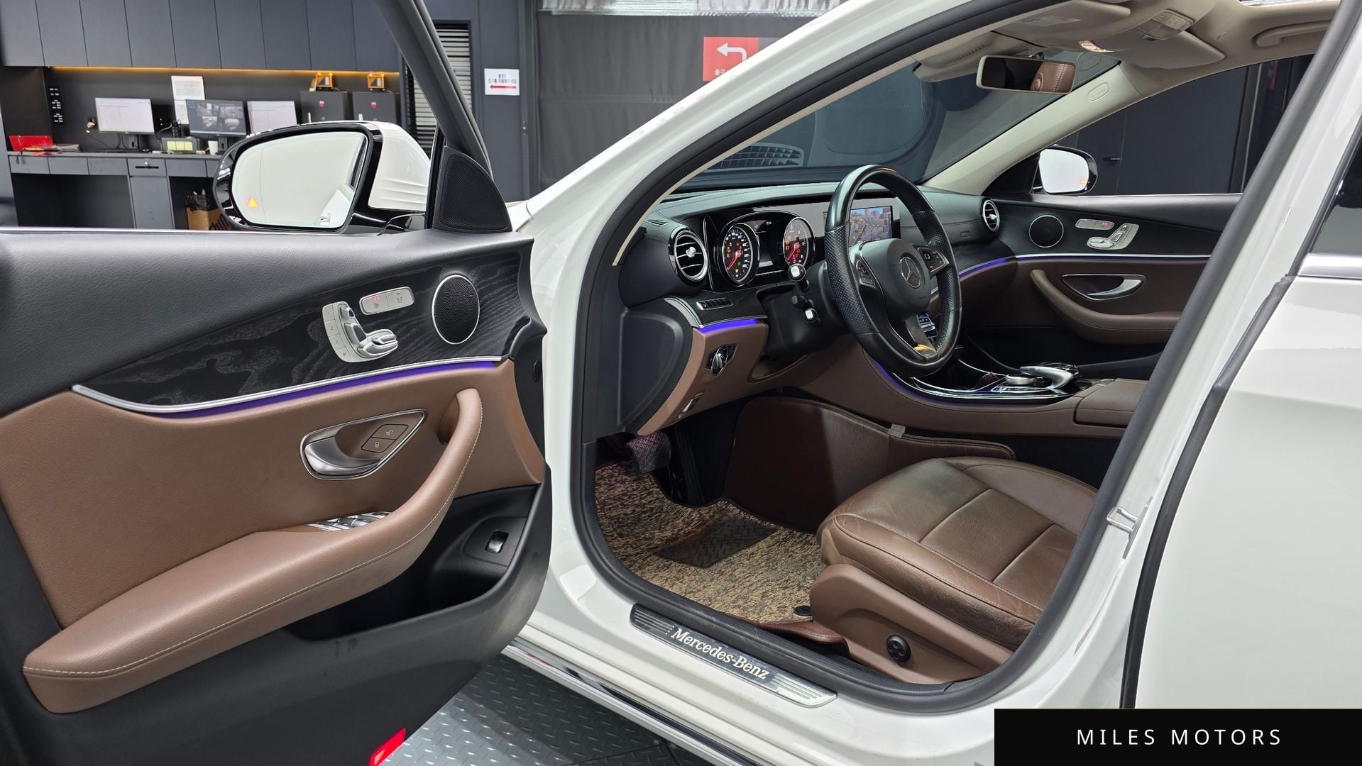 Mercedes-Benz E-Class W213 2017 — миниатюра 12