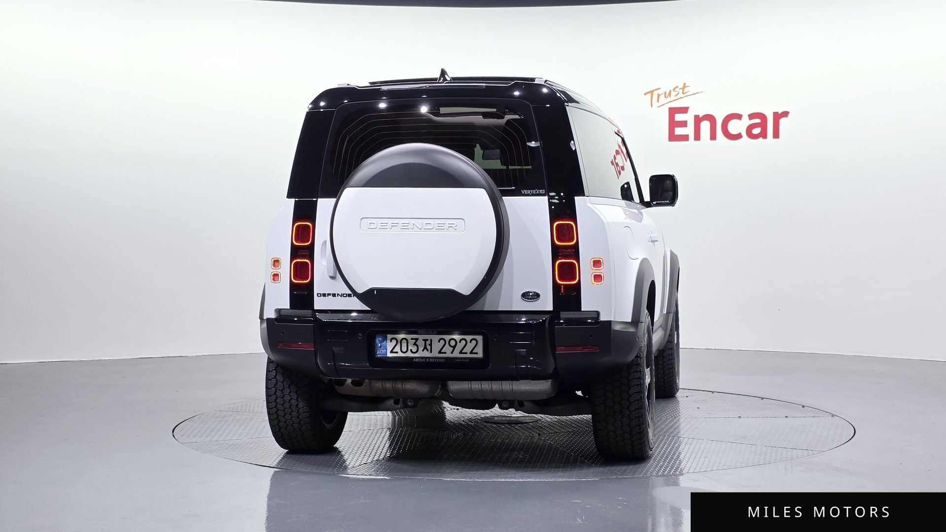 Land Rover Defender 2022 — миниатюра 4