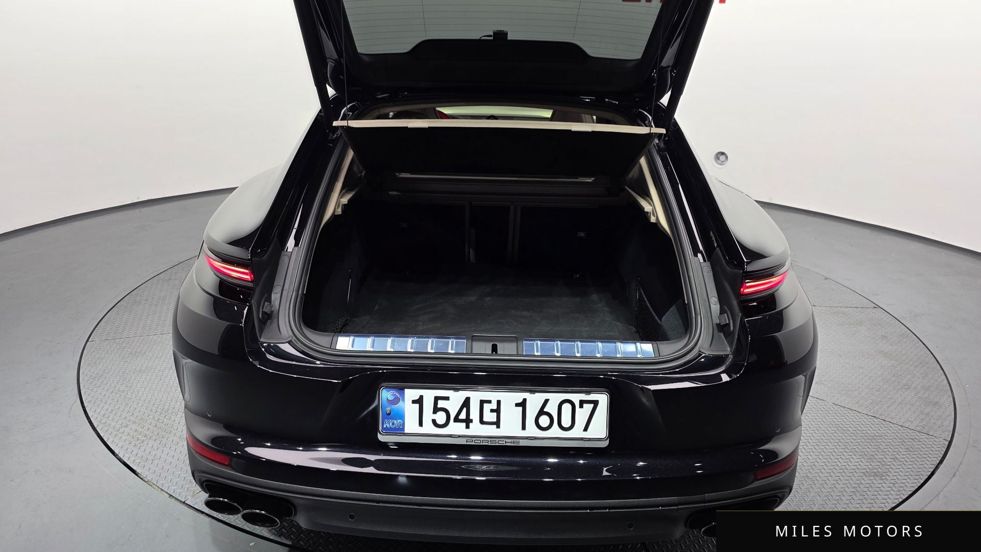 Porsche Panamera 2025 — миниатюра 26