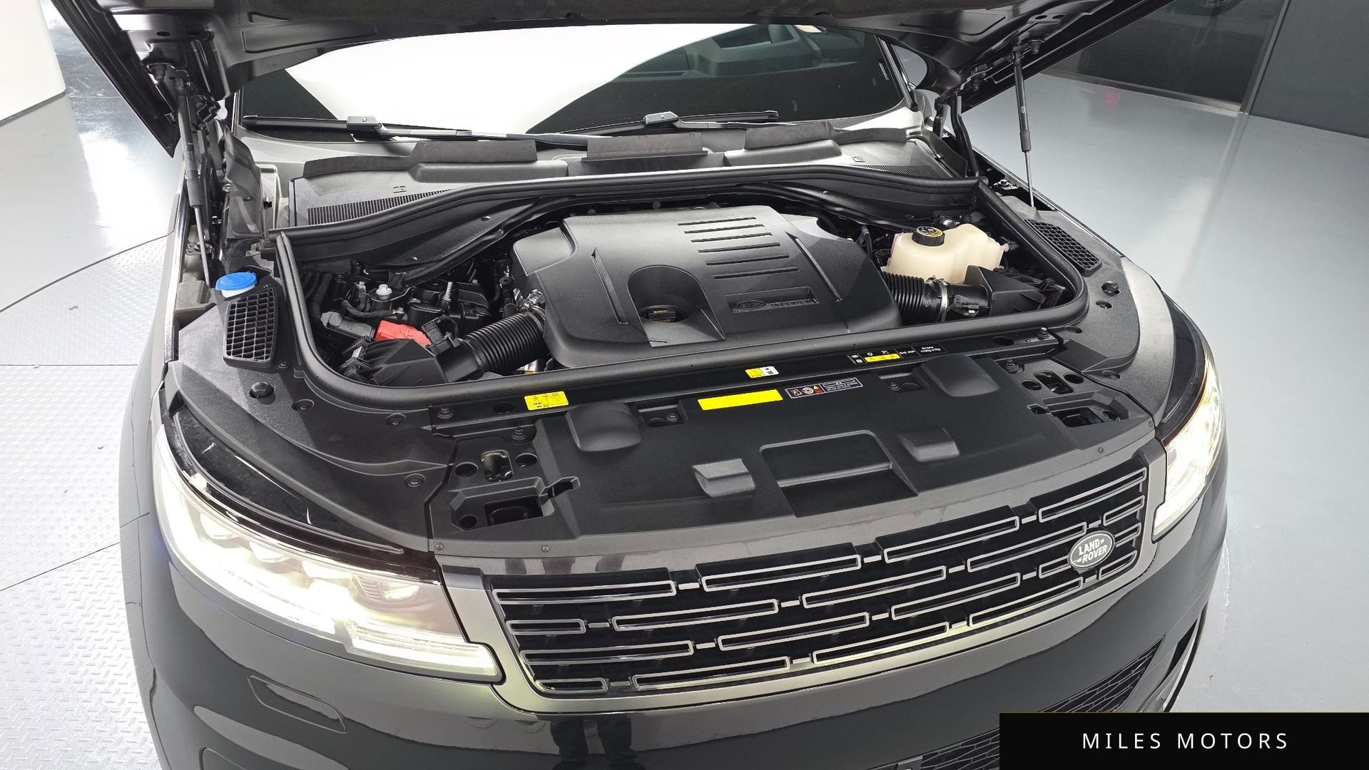 Land Rover Range Rover Sport 2025 — миниатюра 6