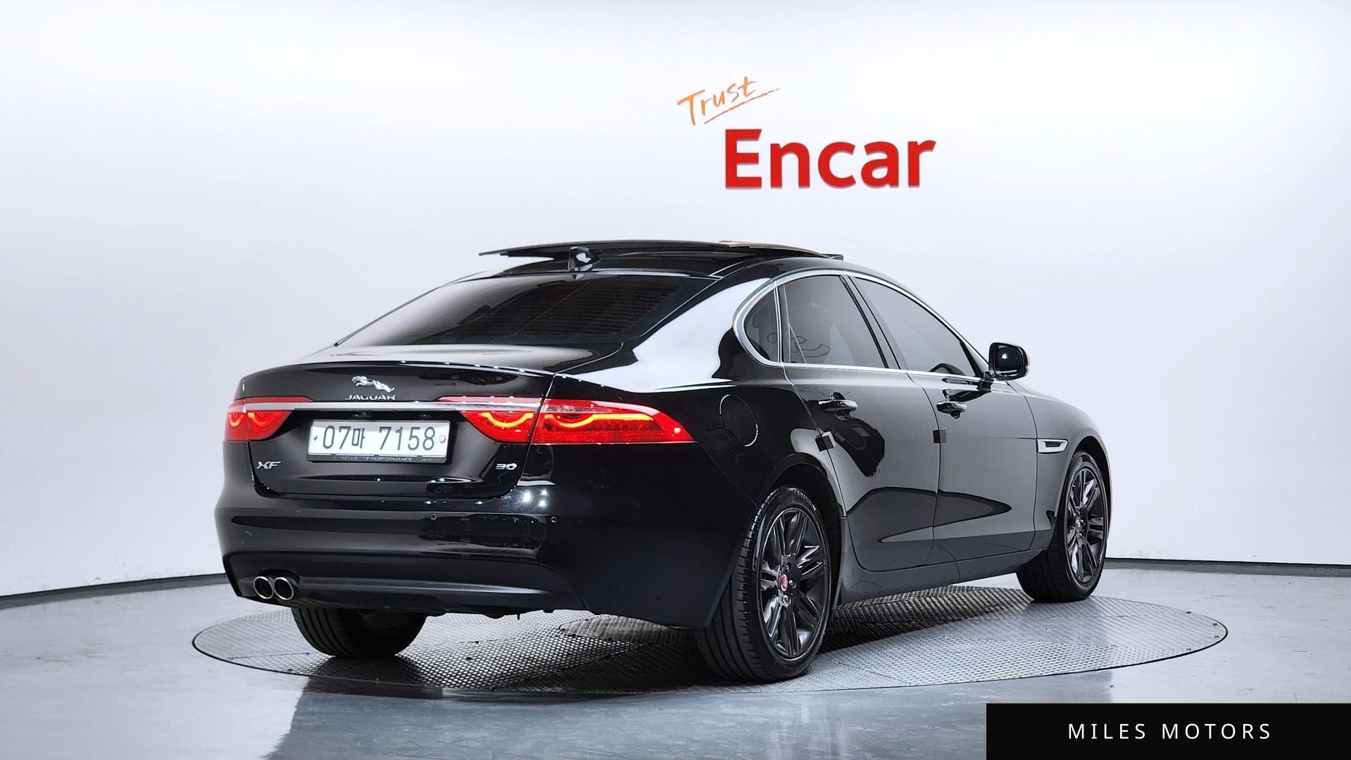 Jaguar XF (X260) 2018 — миниатюра 2