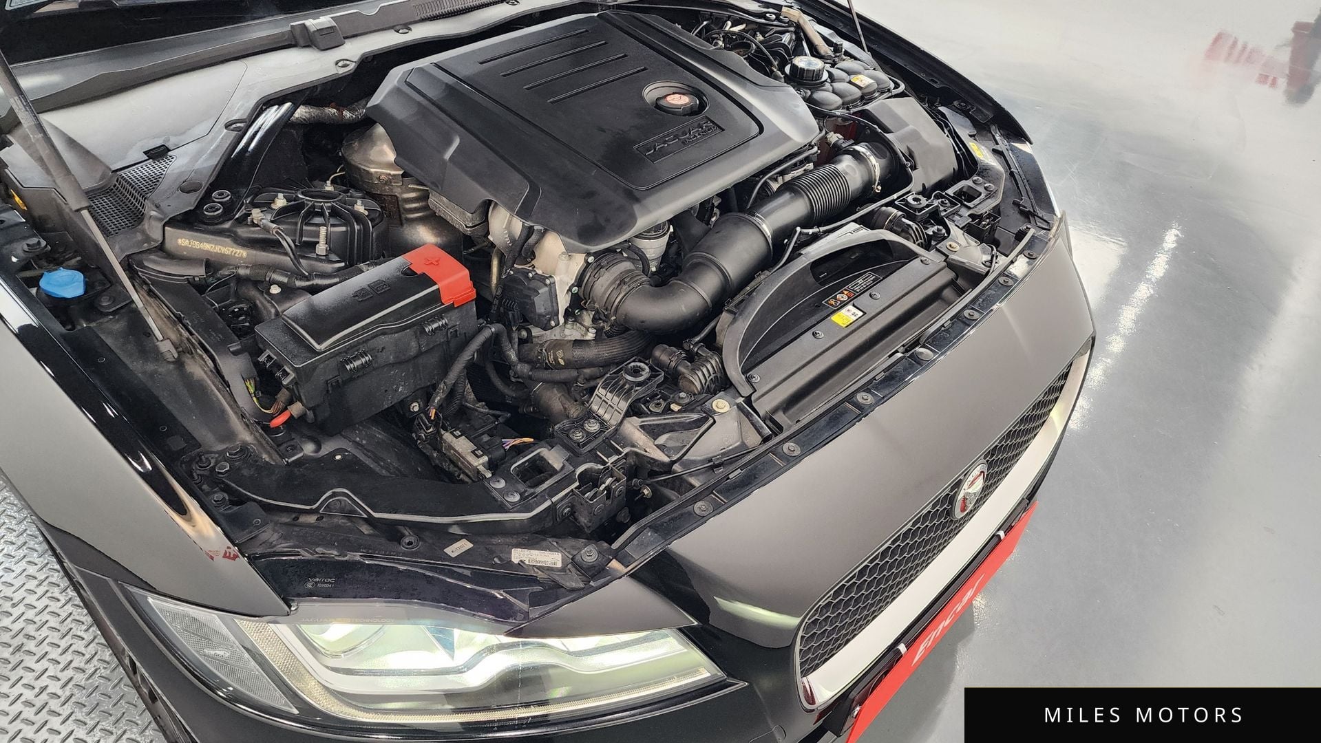 Jaguar XF (X260) 2018 — миниатюра 6