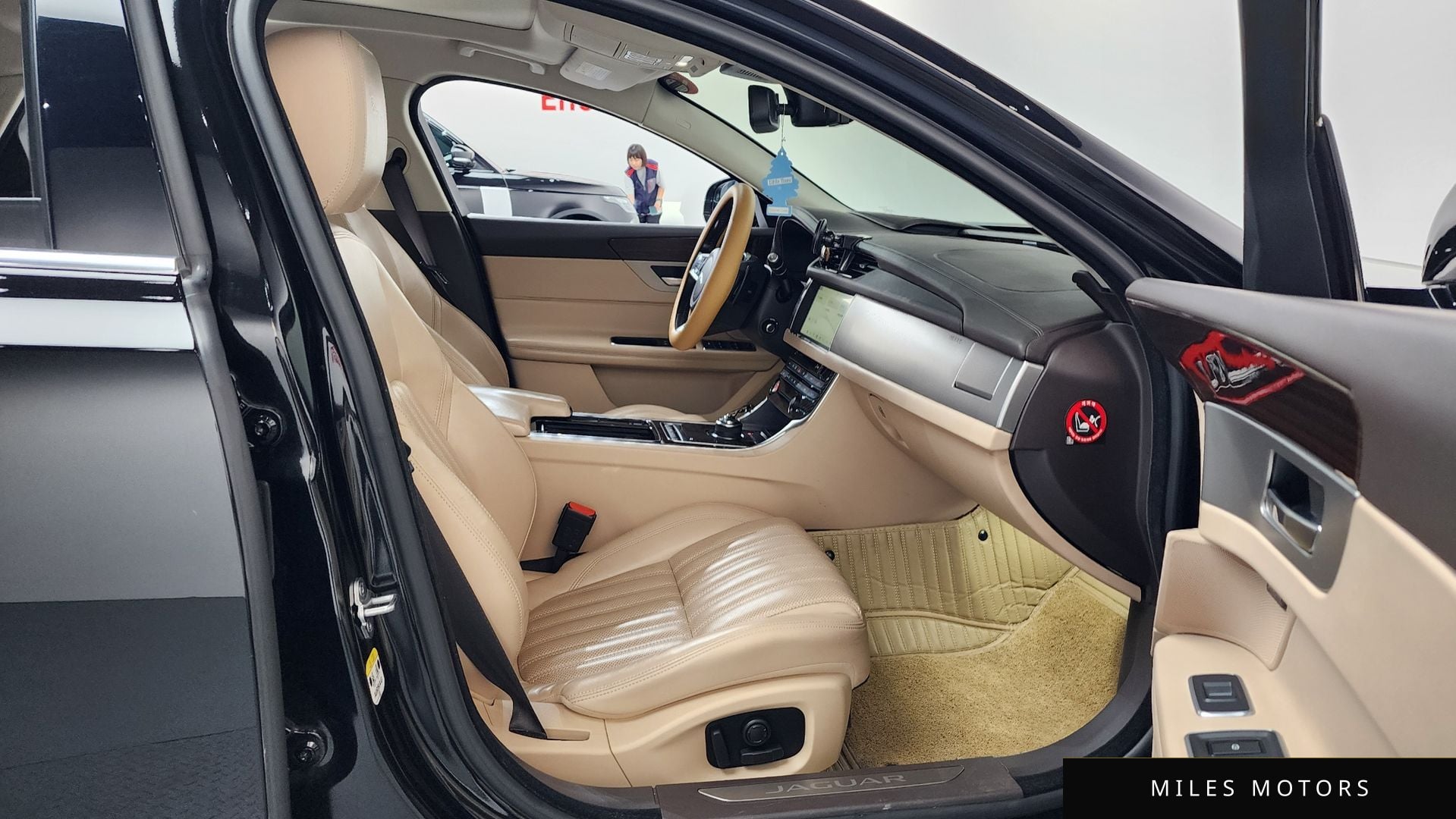 Jaguar XF (X260) 2018 — миниатюра 16