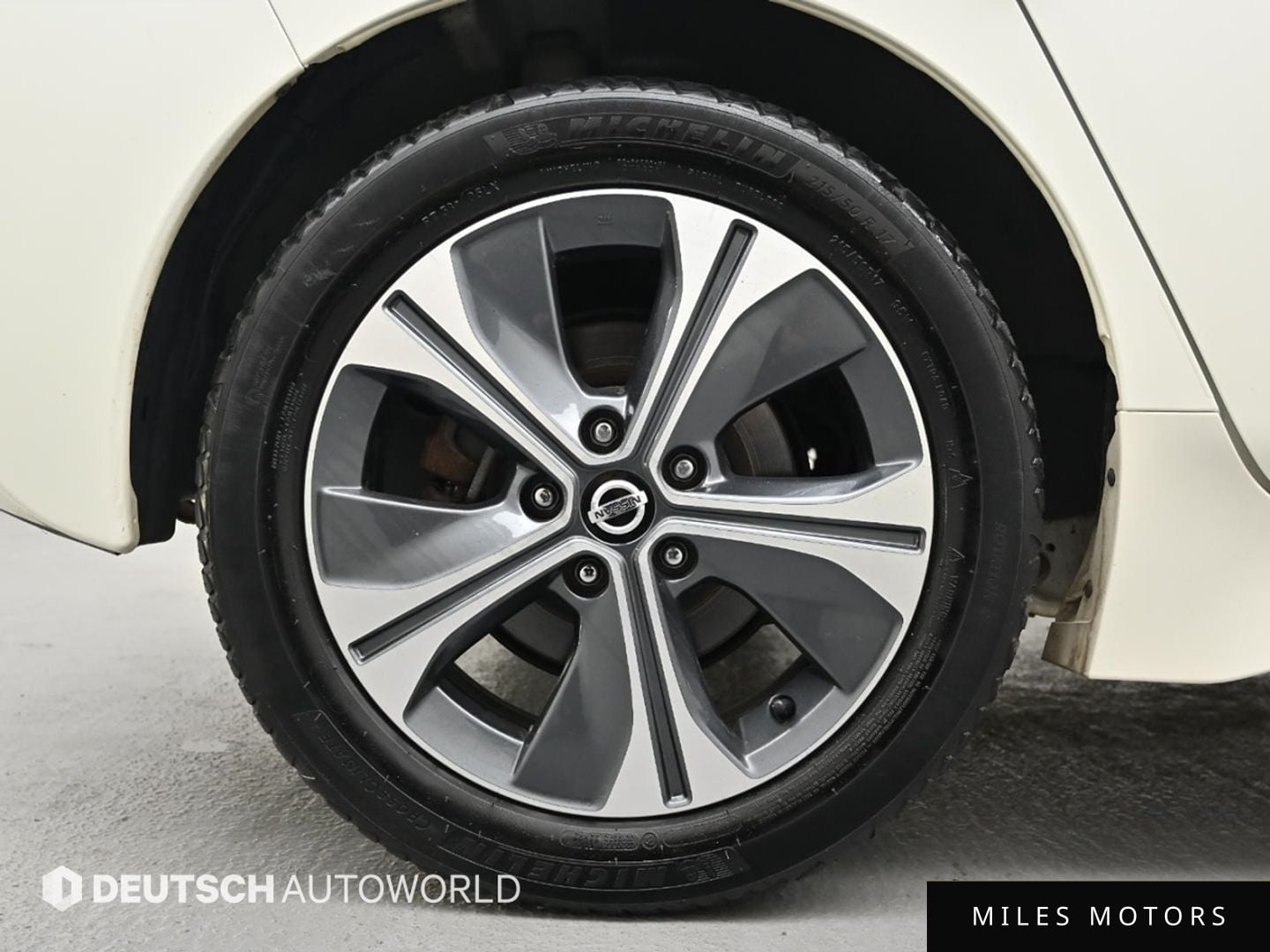 Nissan Leaf 2019 — миниатюра 5
