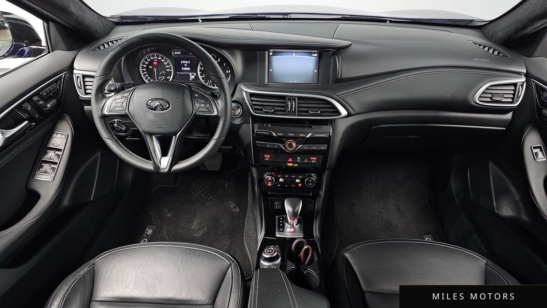 Infiniti Q30 2019 — миниатюра 10