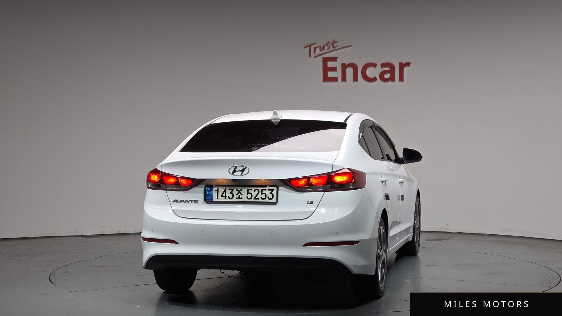 Hyundai AVANTE 2018 — миниатюра 3