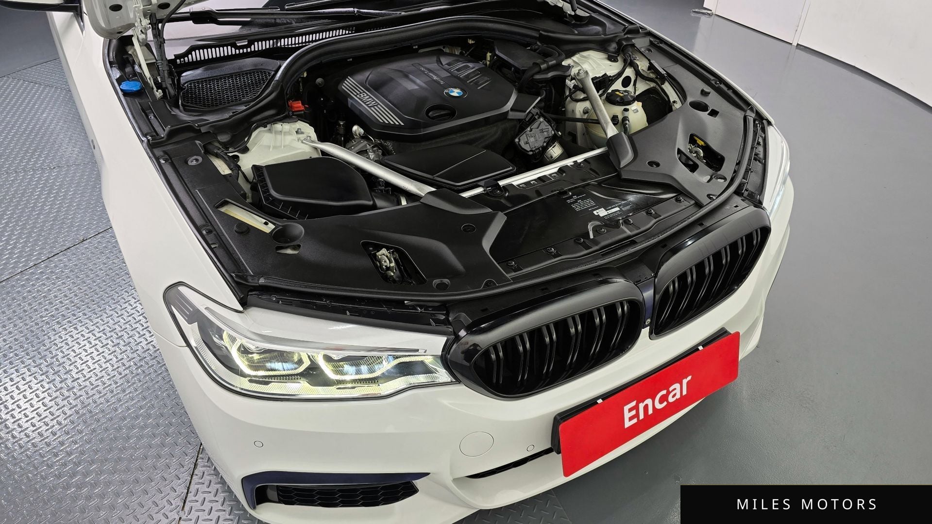 BMW 5 Series (G30) 2019 — миниатюра 6