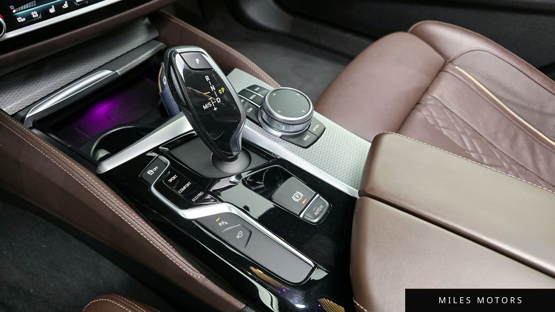 BMW 5 Series (G30) 2019 — миниатюра 12