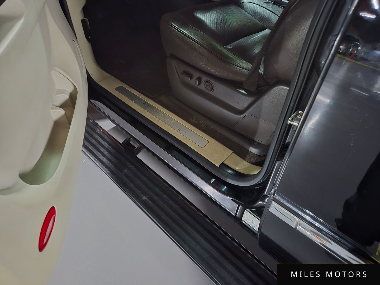Cadillac Escalade 2012 — миниатюра 10
