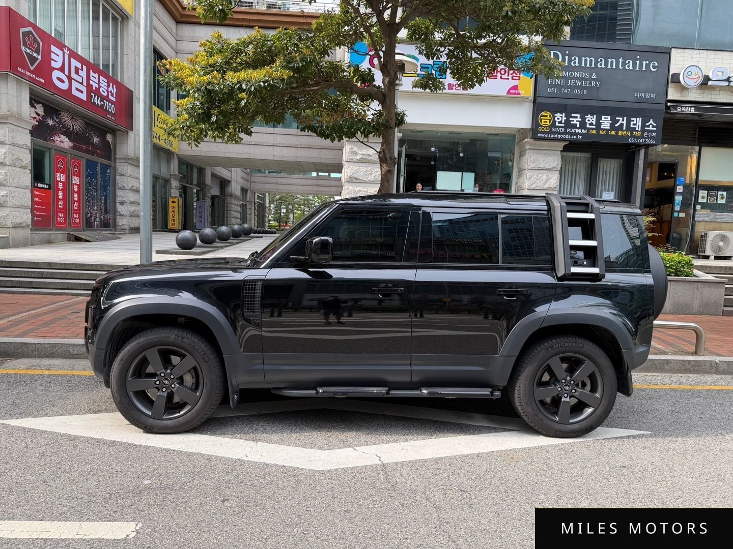 Land Rover Defender 2022 — миниатюра 2