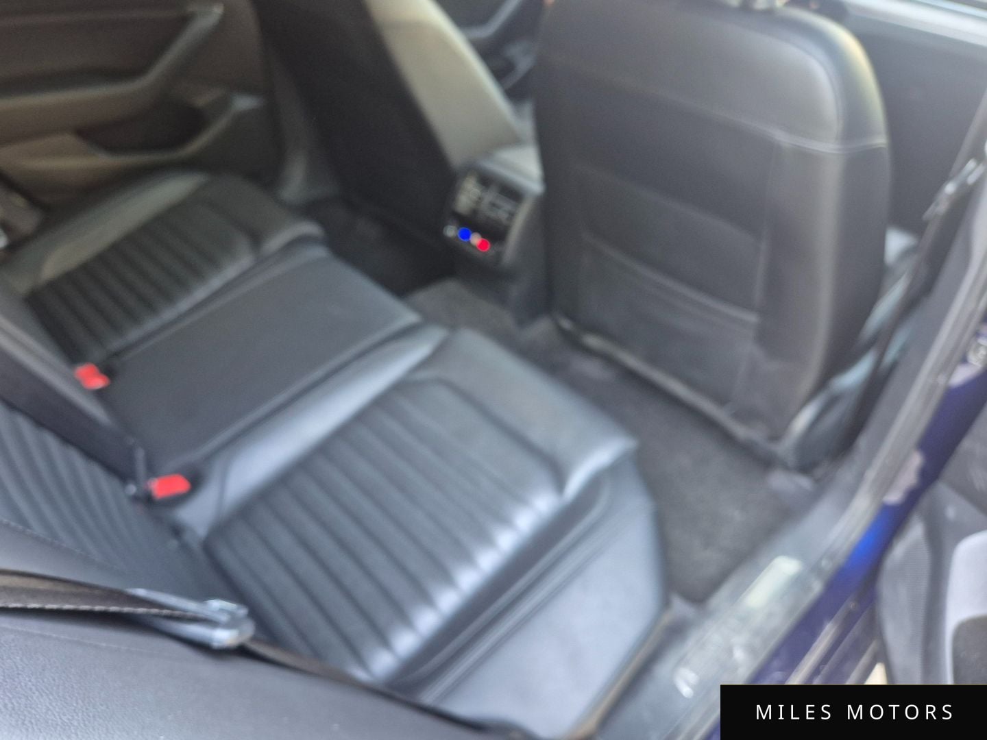 Volkswagen Passat 2018 — миниатюра 13