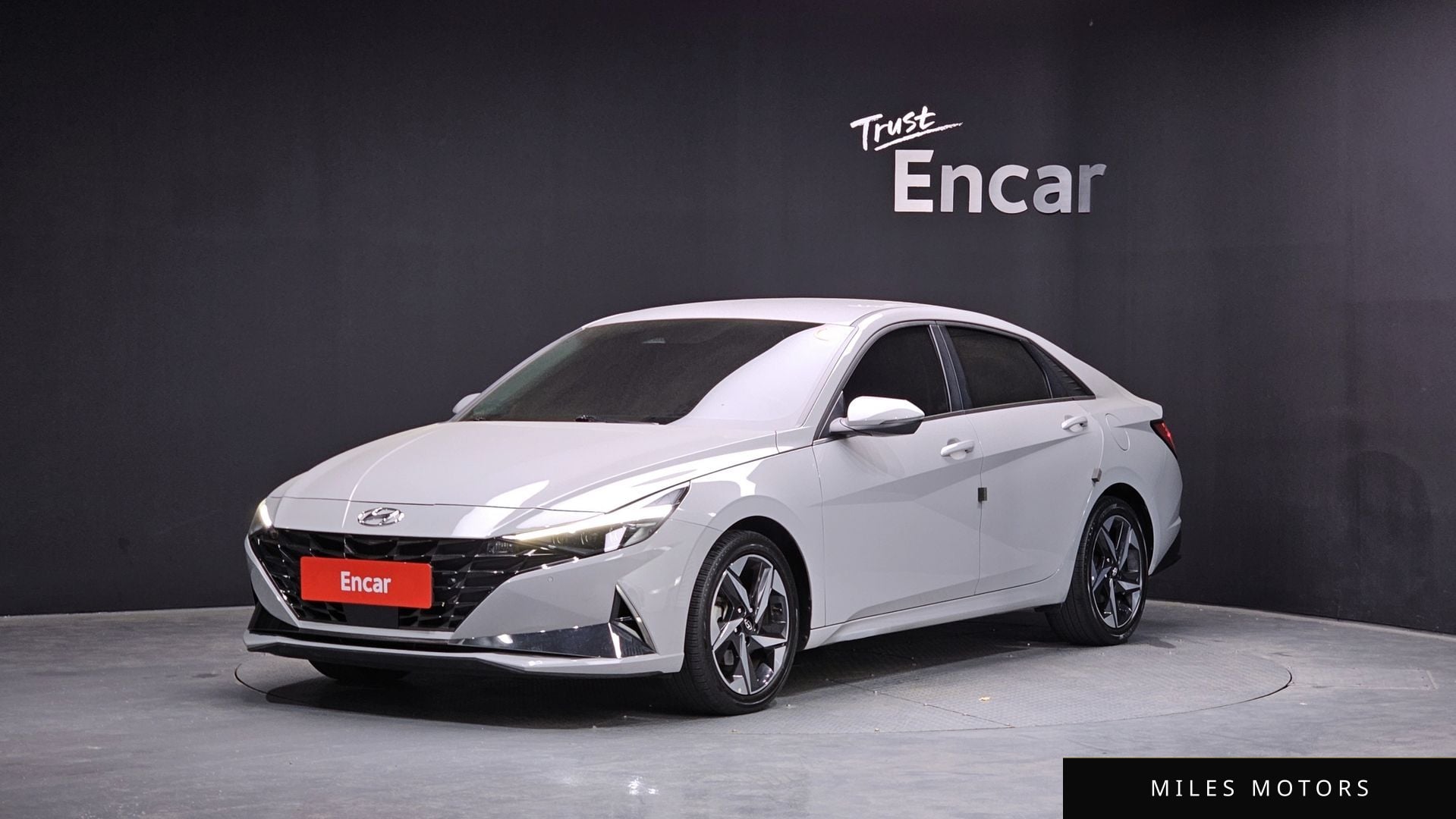 Hyundai AVANTE 2021 — фото 1 из 12