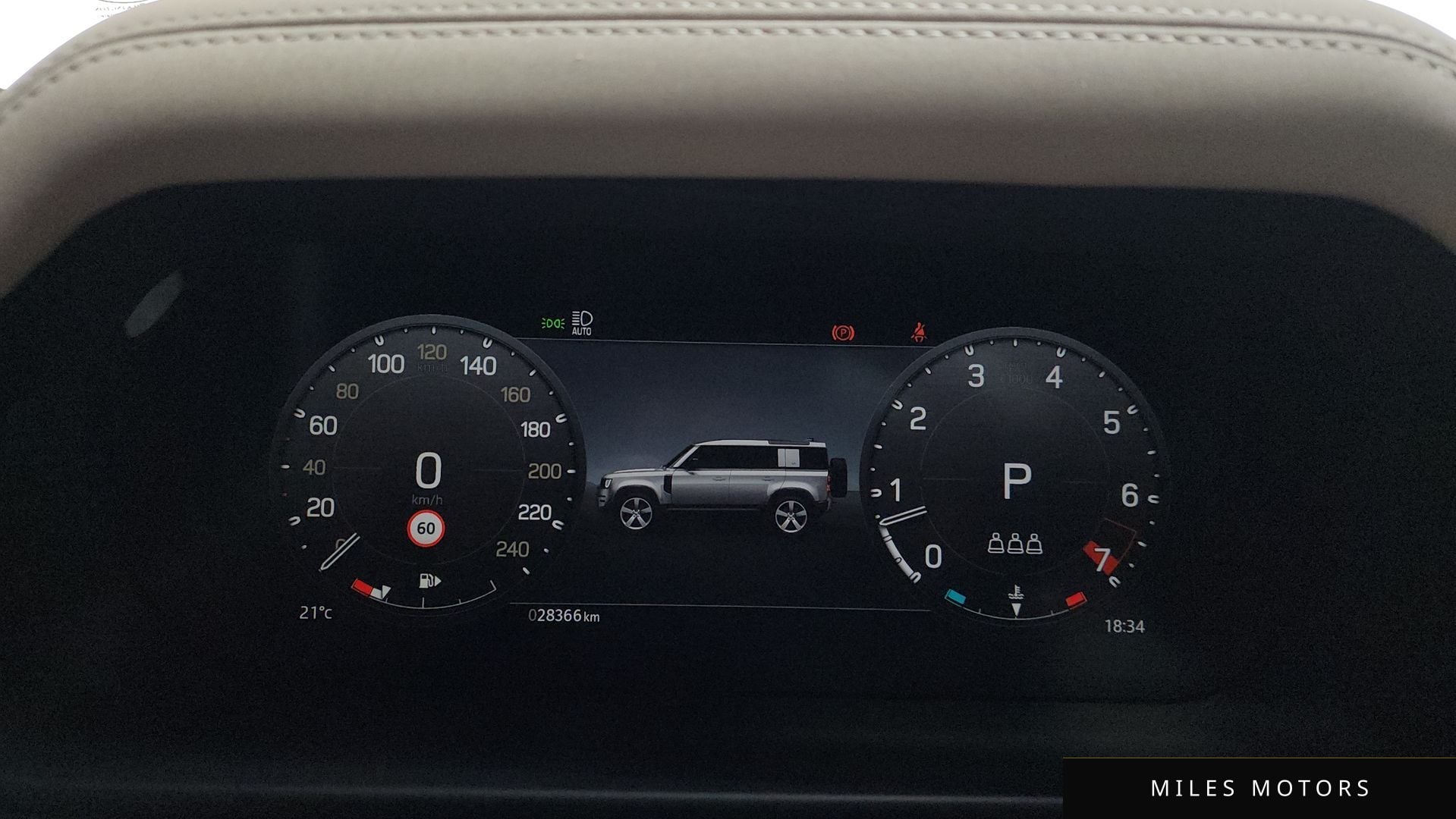Land Rover Defender 2023 — миниатюра 11