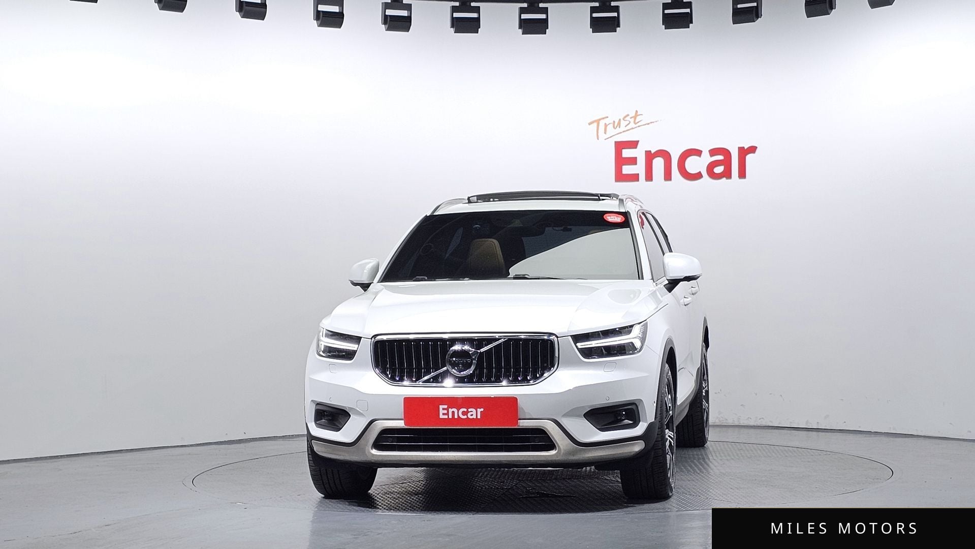 Volvo XC40 2021 — миниатюра 3