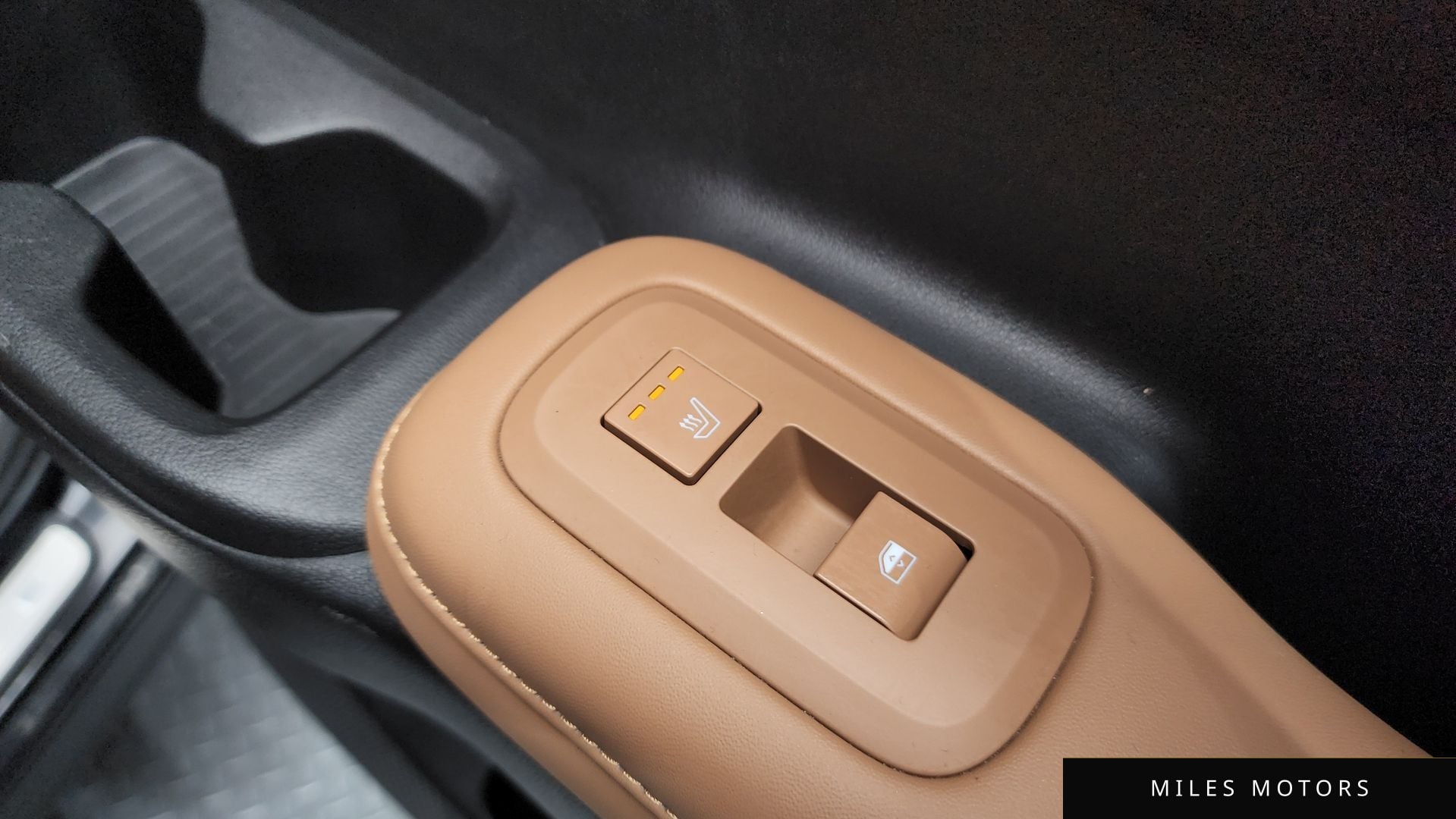 Hyundai Santafe 2024 — миниатюра 28