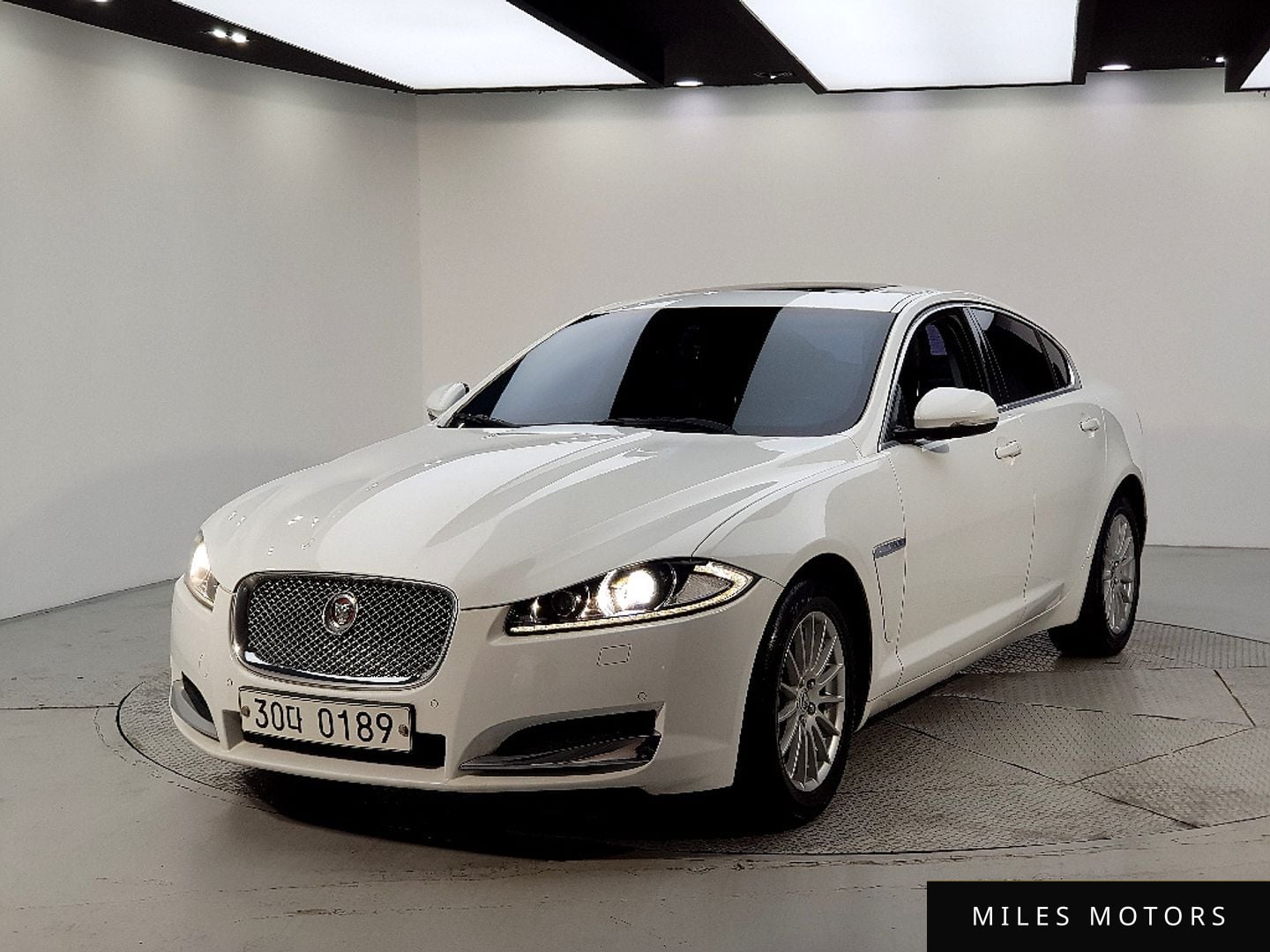 Jaguar New XF 2013 — миниатюра 2