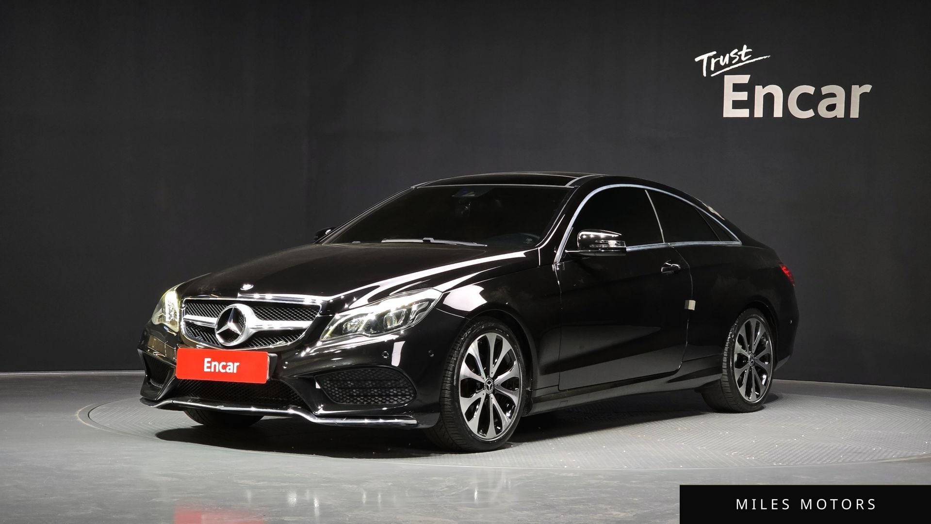 Mercedes-Benz E-Class W212 2014 — фото 1 из 12