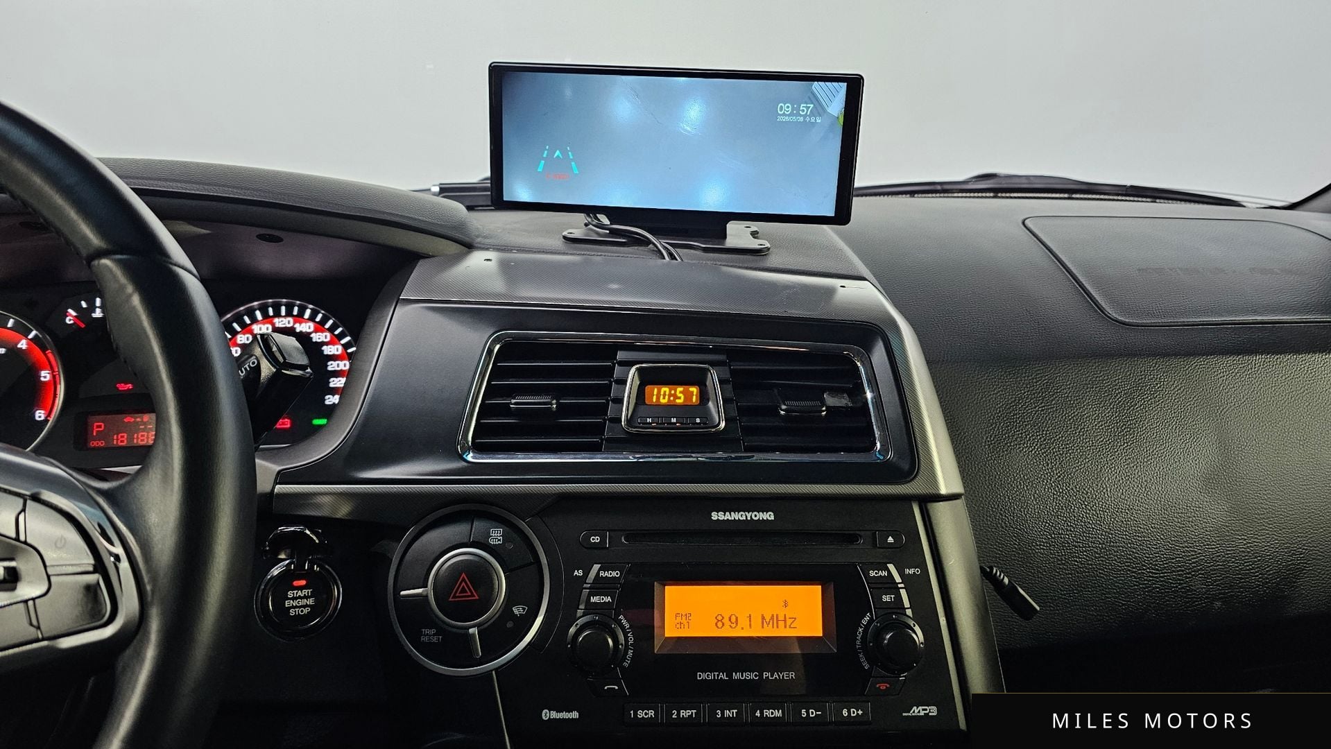 KG Mobility KORANDO 2017 — миниатюра 12