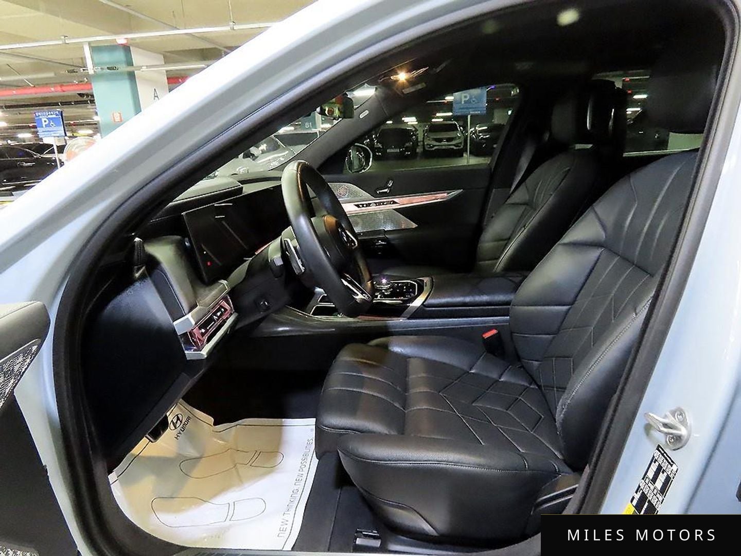 BMW i7 (G70) 2023 — миниатюра 6
