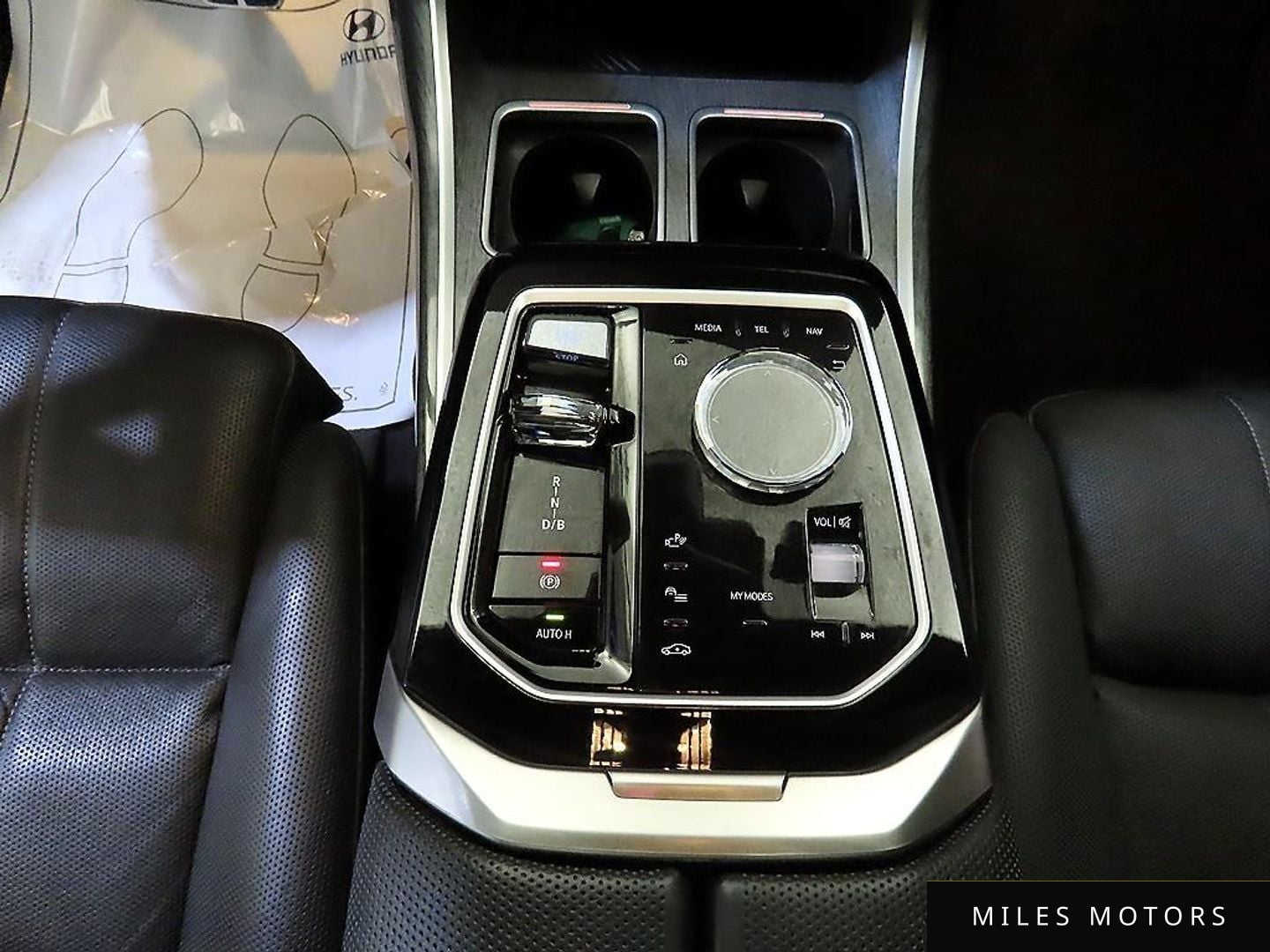 BMW i7 (G70) 2023 — миниатюра 12
