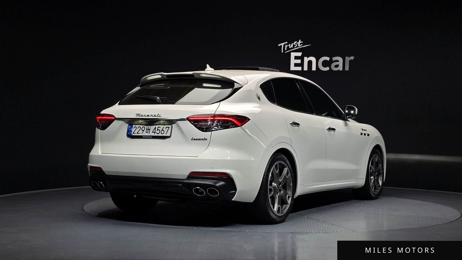Maserati Levante 2022 — миниатюра 2