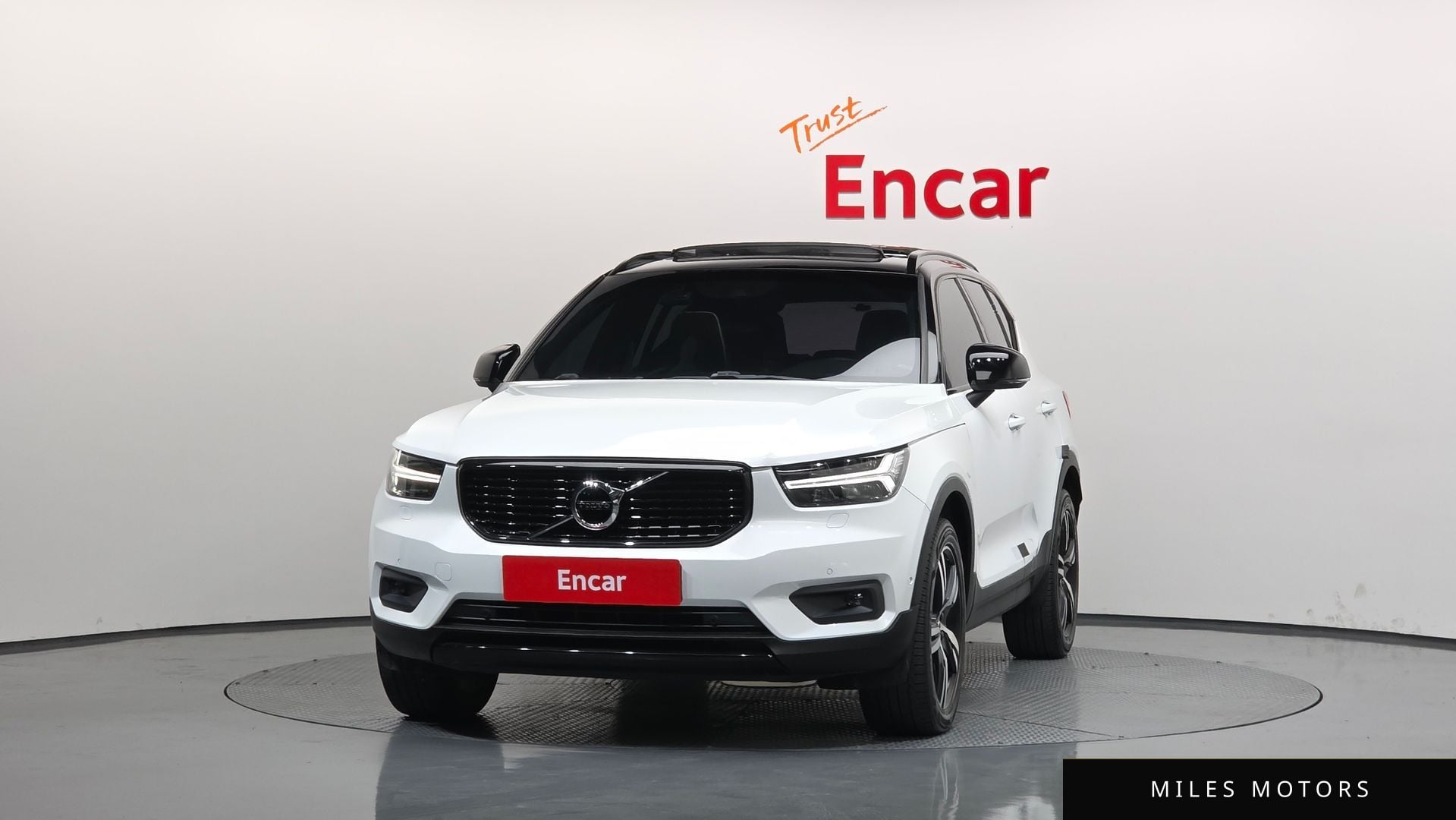 Volvo XC40 2019 — миниатюра 3