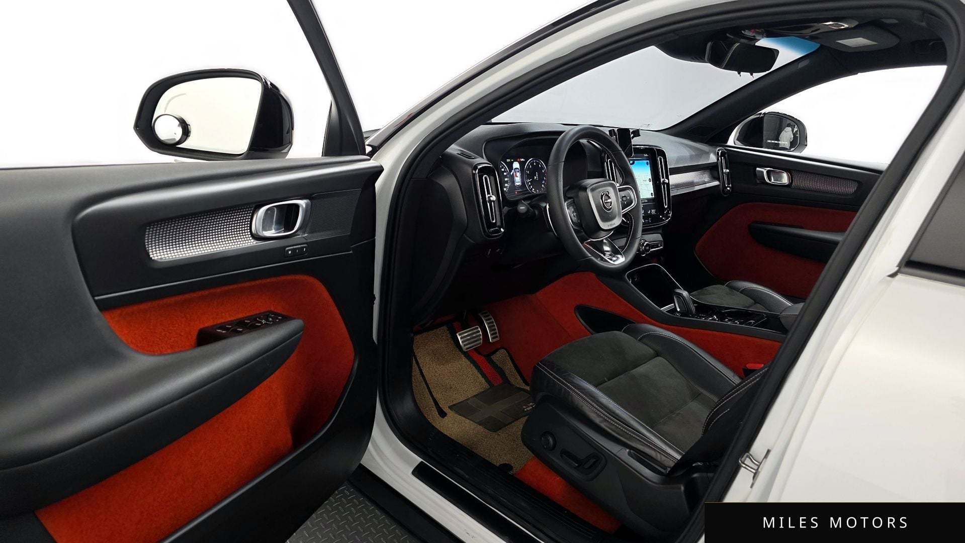 Volvo XC40 2019 — миниатюра 10