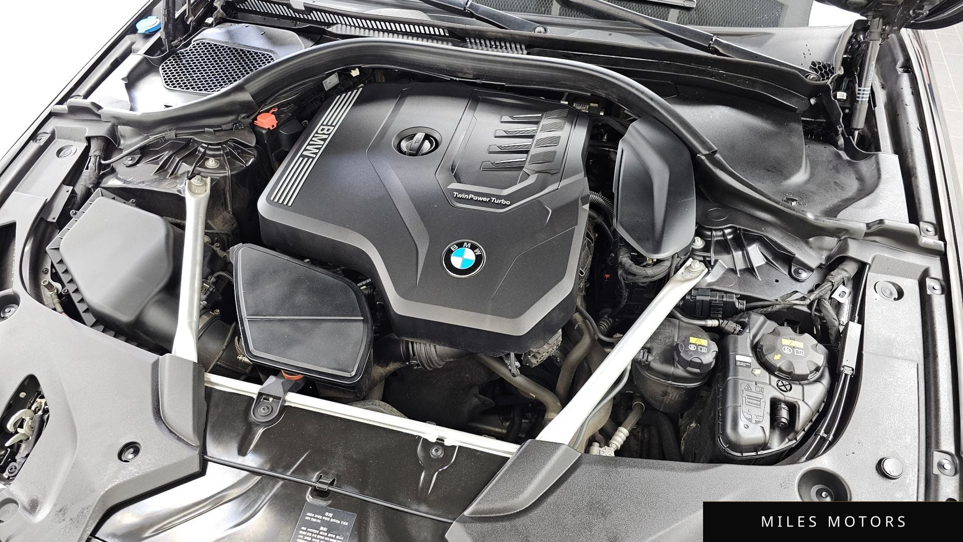 BMW 5 Series (G30) 2020 — миниатюра 6