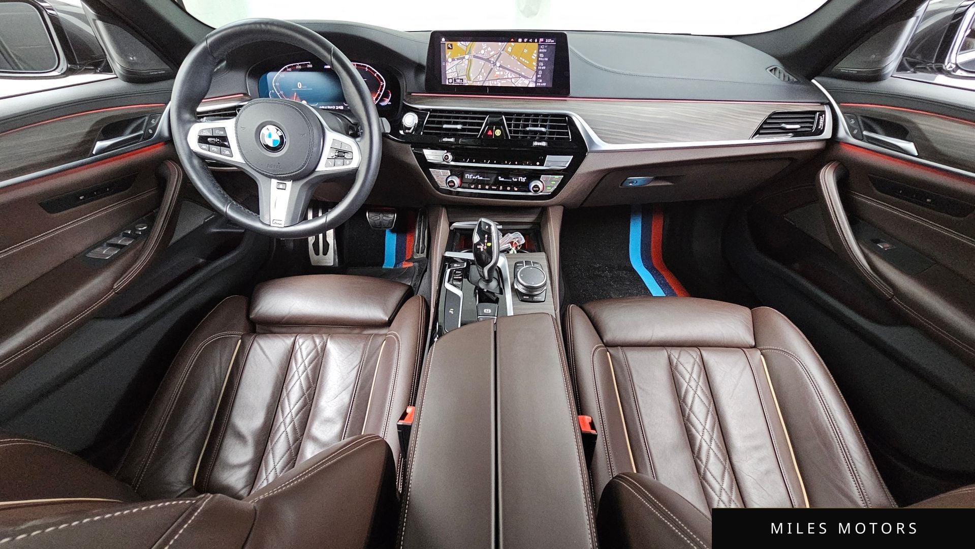 BMW 5 Series (G30) 2020 — миниатюра 10