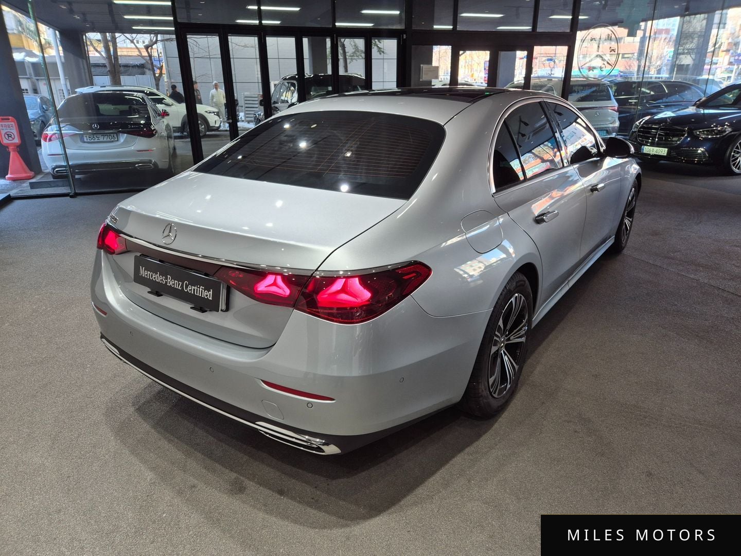 Mercedes-Benz E-Class W214 2025 — миниатюра 2