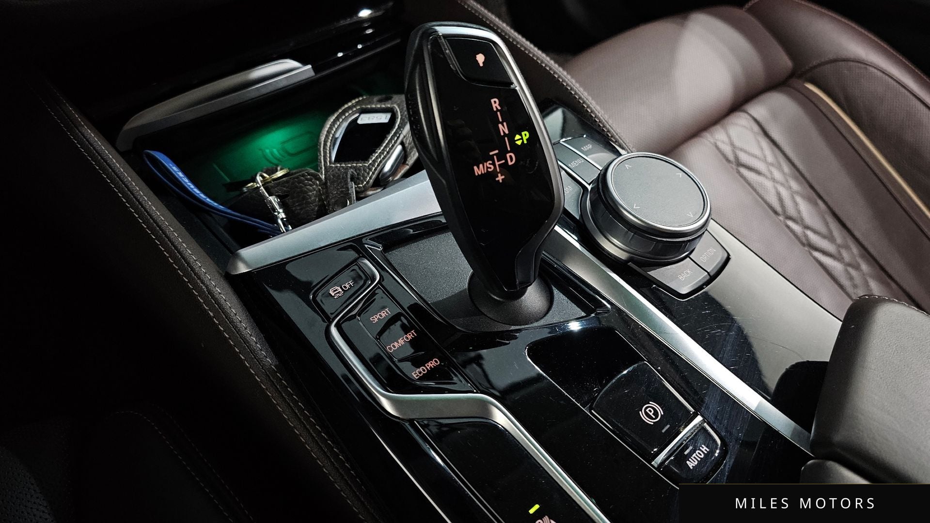 BMW 5 Series (G30) 2022 — миниатюра 12