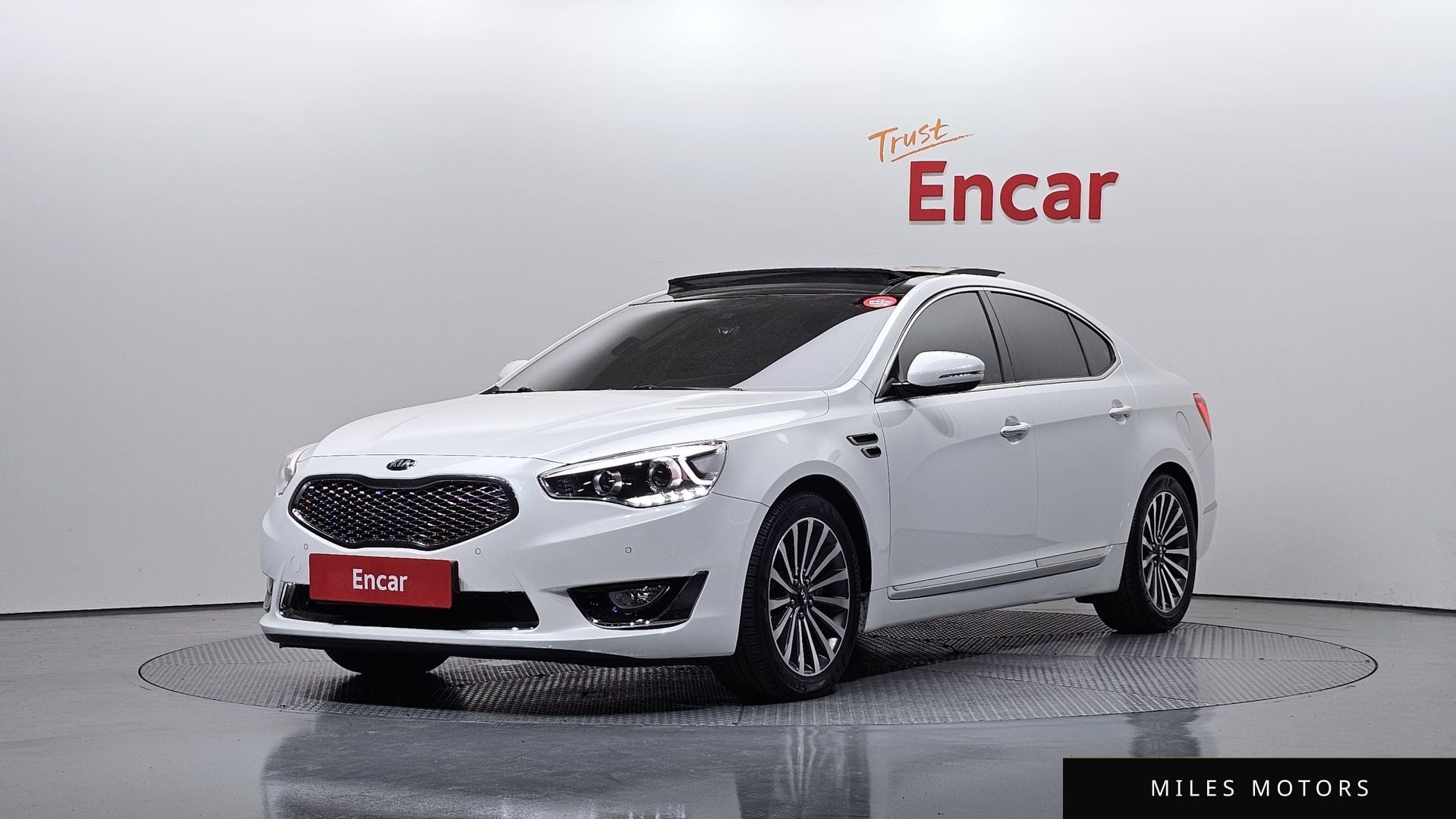Kia K7 2015 — фото 1 из 12