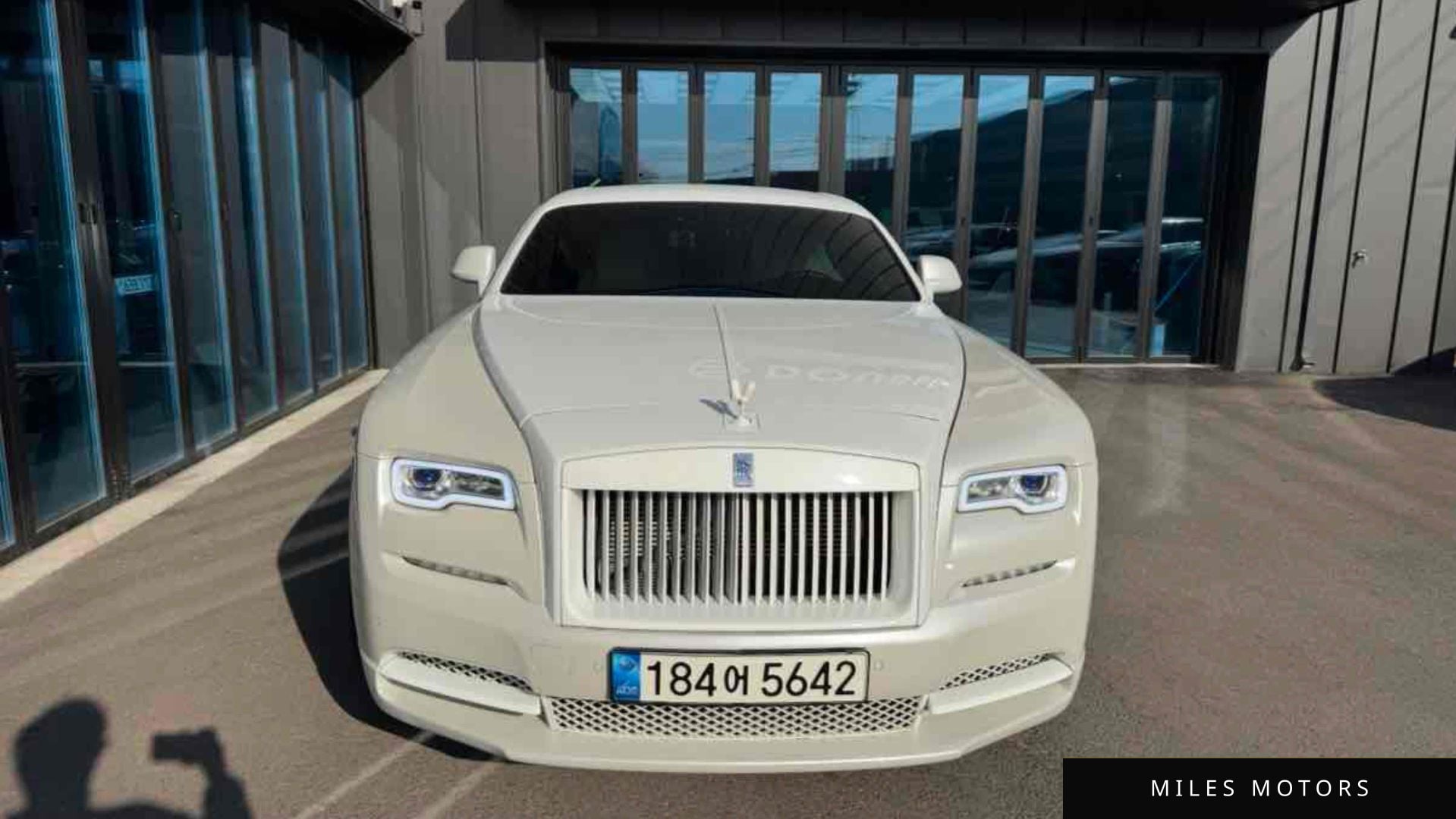 Rolls-Royce Wraith 2016 — миниатюра 2