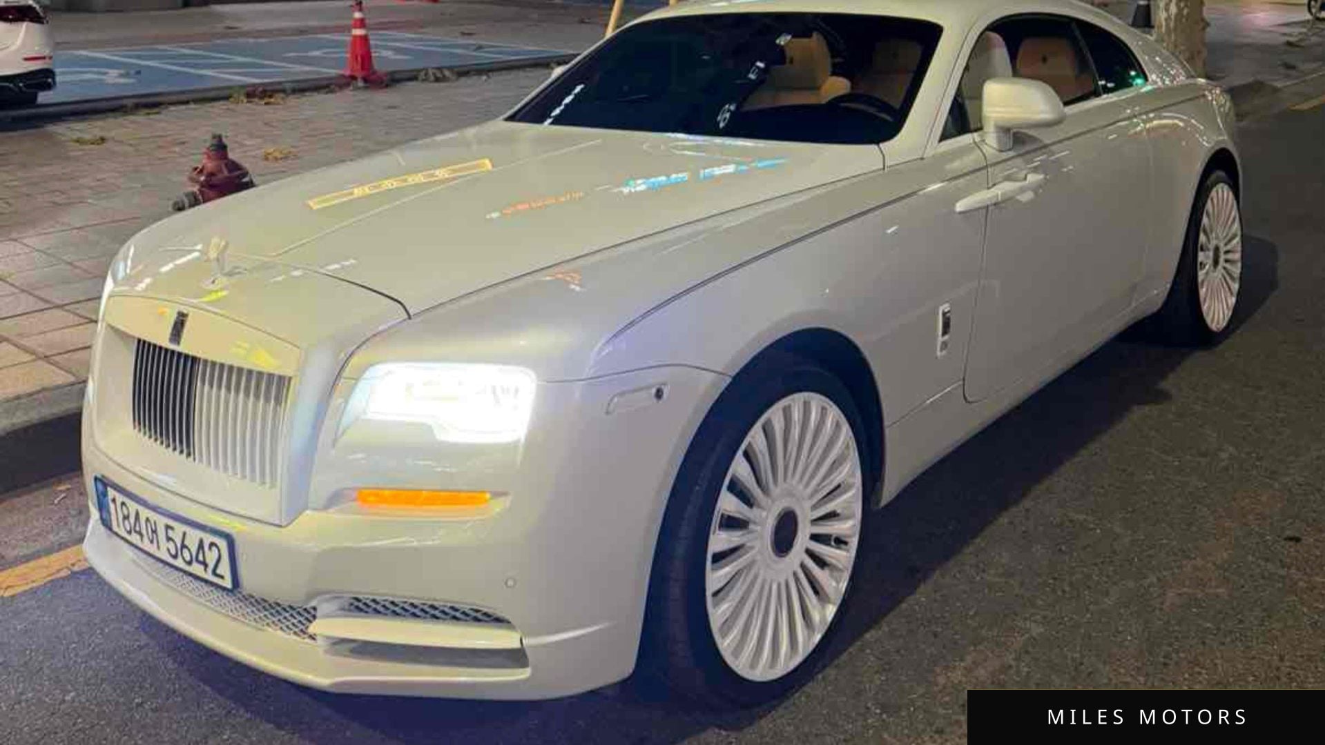 Rolls-Royce Wraith 2016 — миниатюра 6