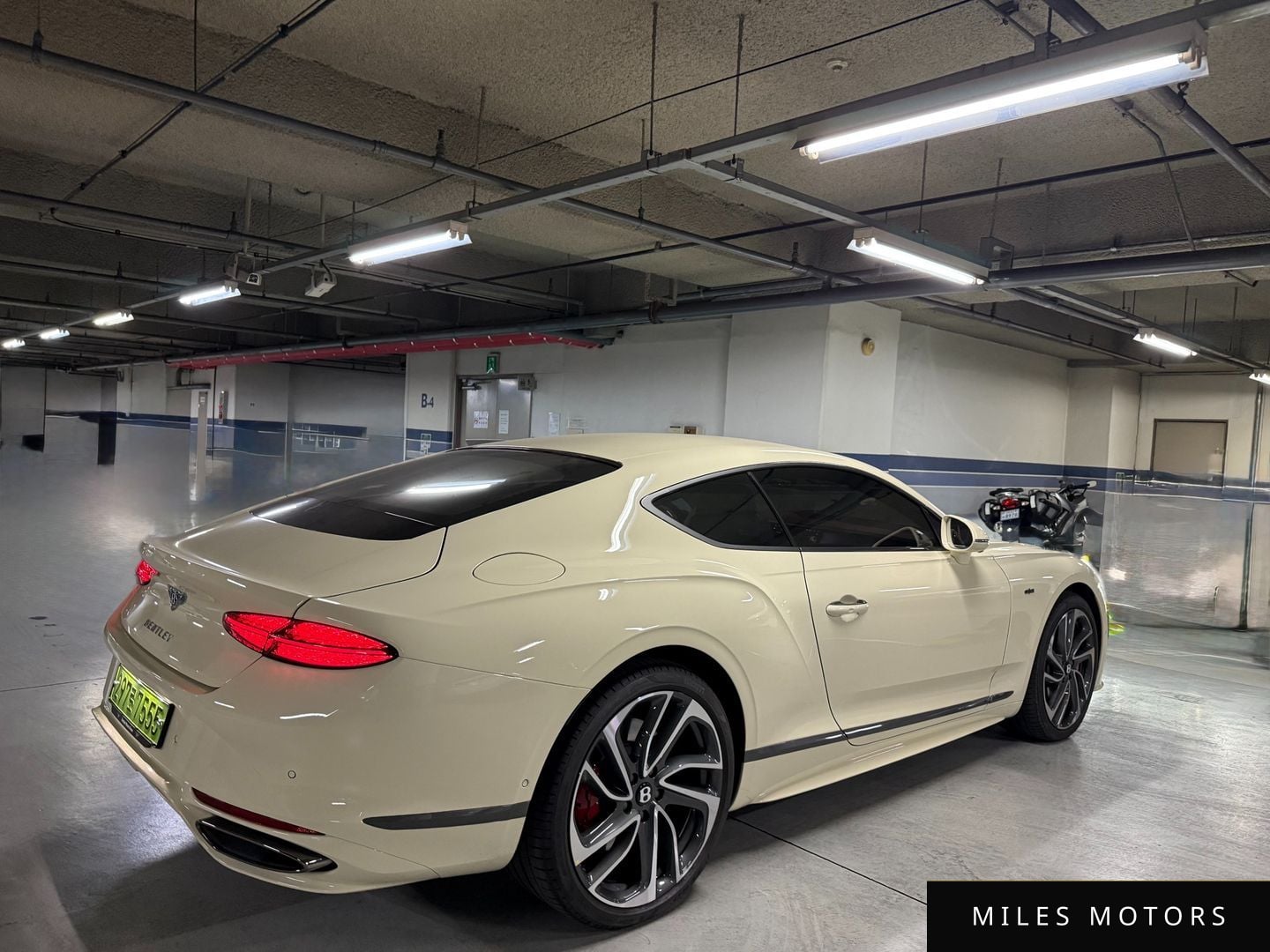 Bentley Continental GT 2025 — миниатюра 4