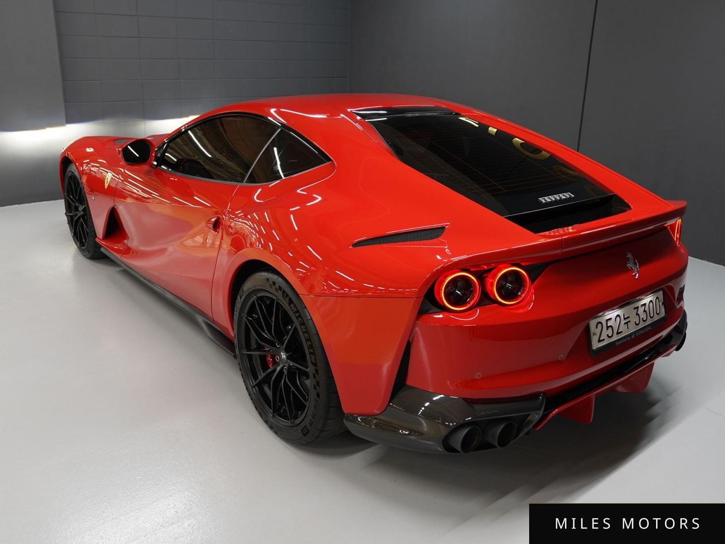 Ferrari 812 2020 — миниатюра 12