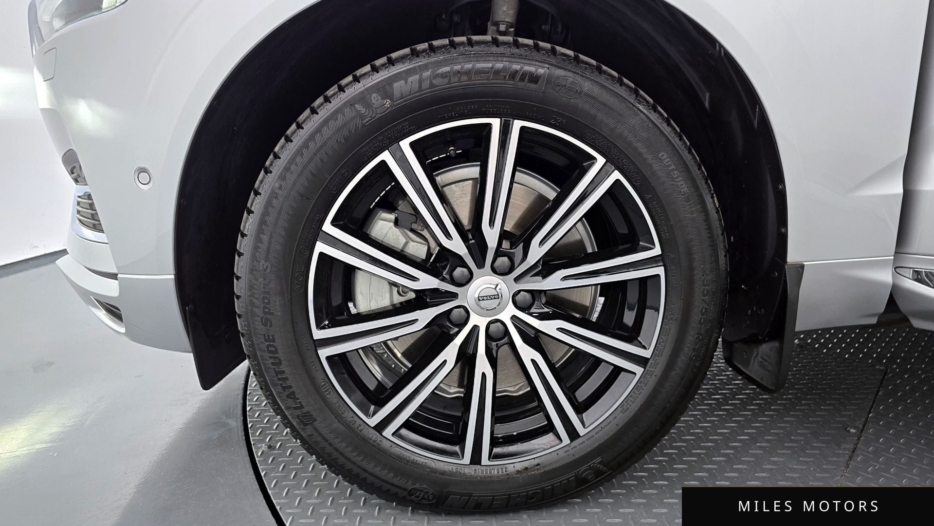 Volvo XC60 2020 — миниатюра 5
