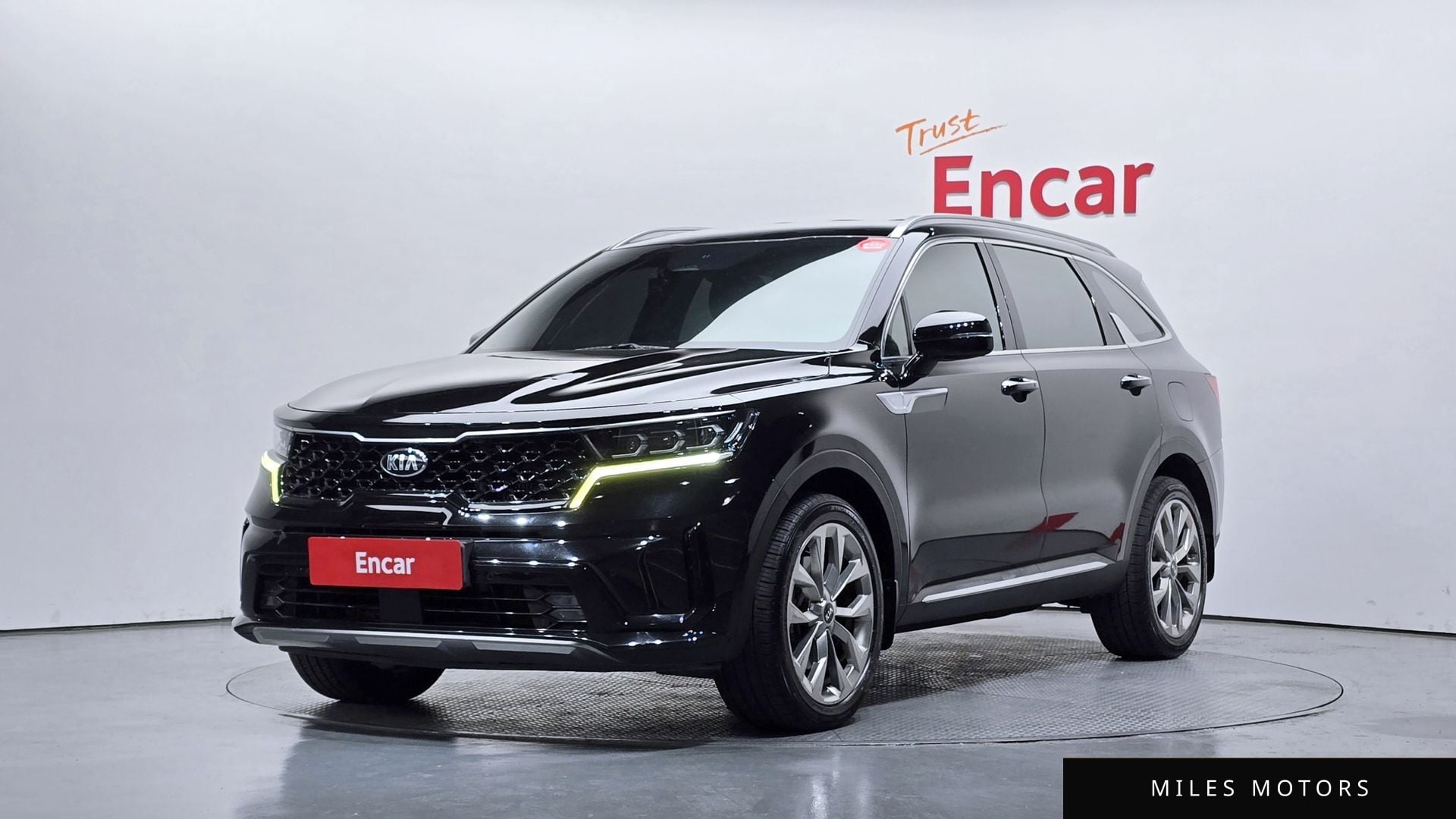 Kia Sorento 2021 — фото 1 из 12