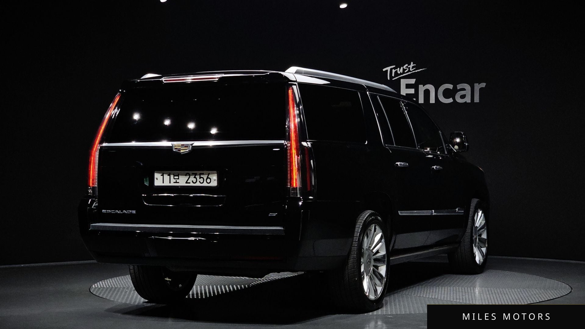 Cadillac Escalade 2015 — миниатюра 2