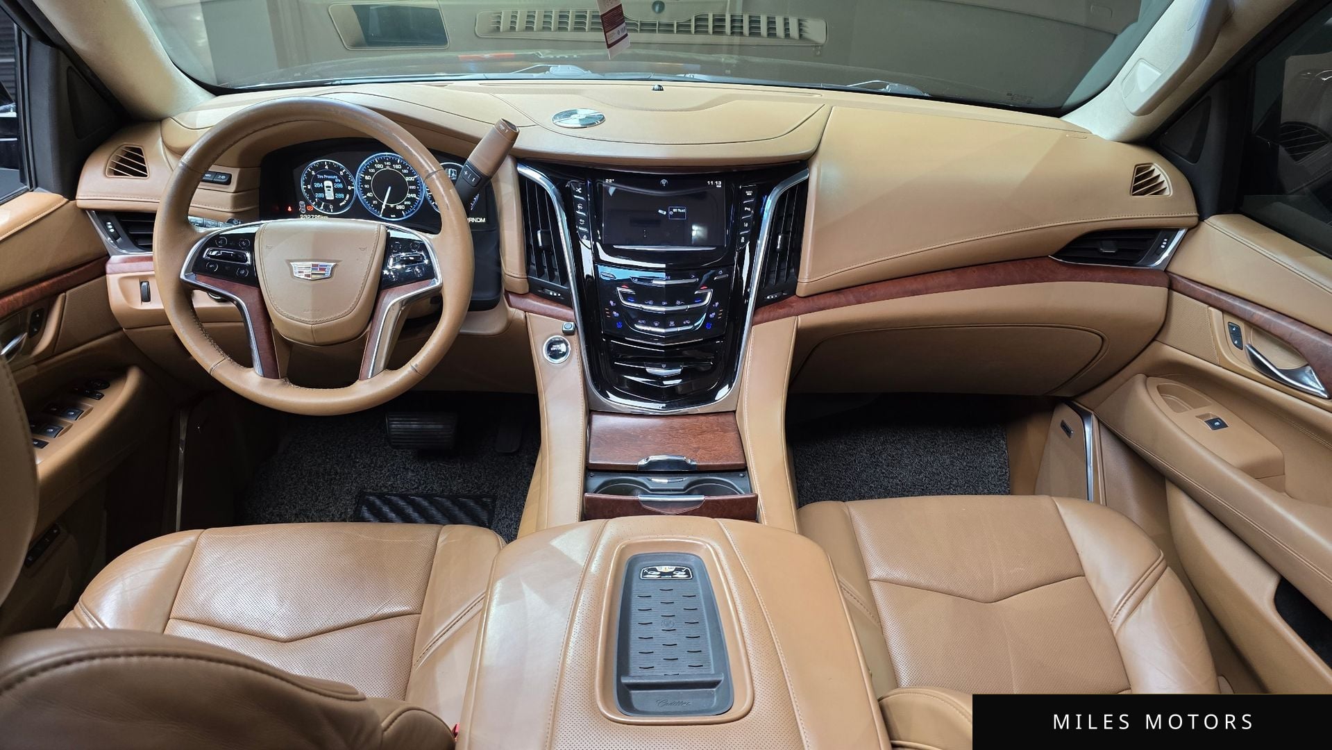 Cadillac Escalade 2015 — миниатюра 7