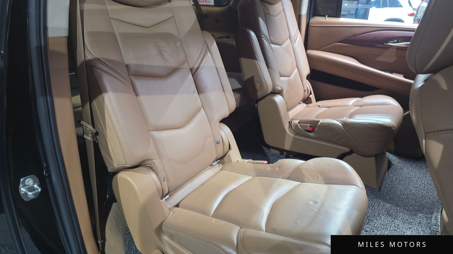 Cadillac Escalade 2015 — миниатюра 12