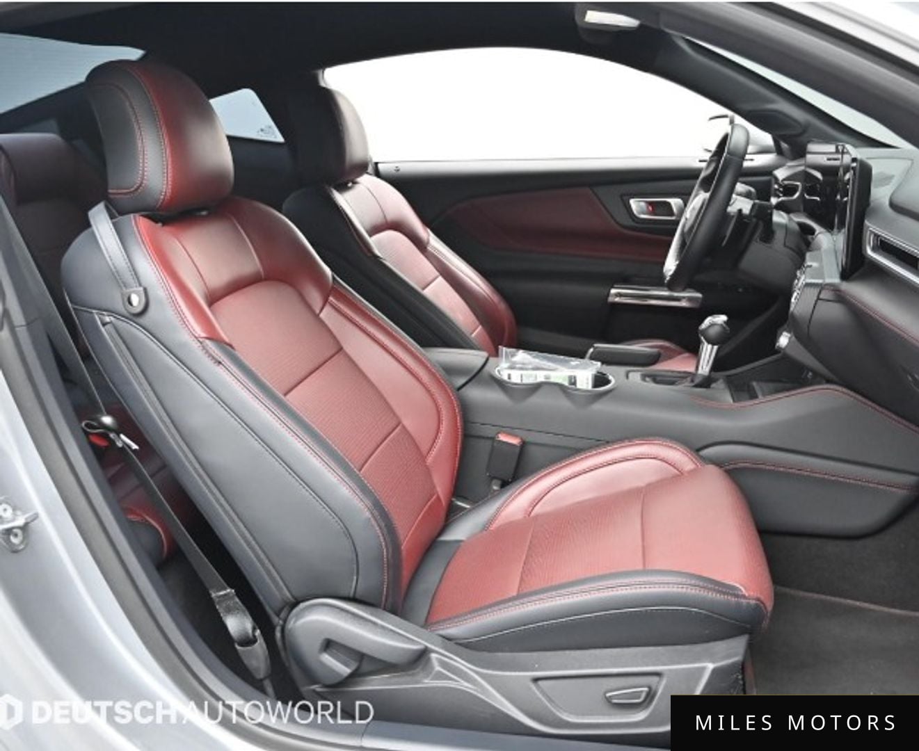 Ford Mustang 2024 — миниатюра 10