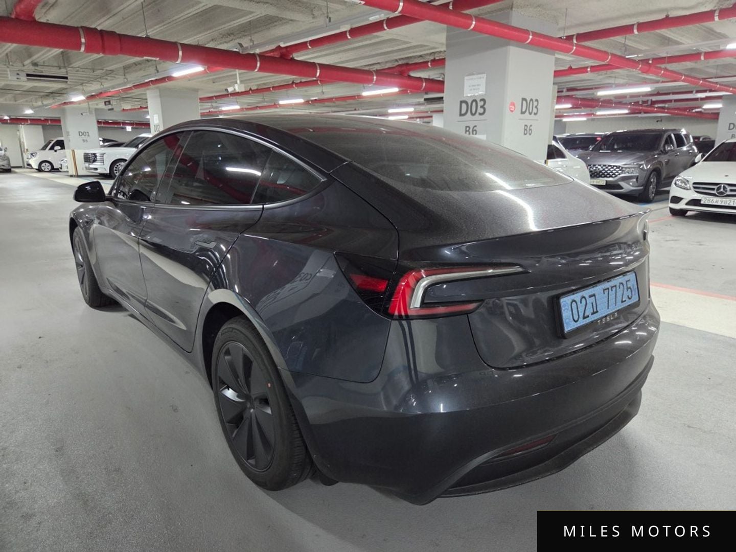 Tesla Model 3 2026 — миниатюра 2