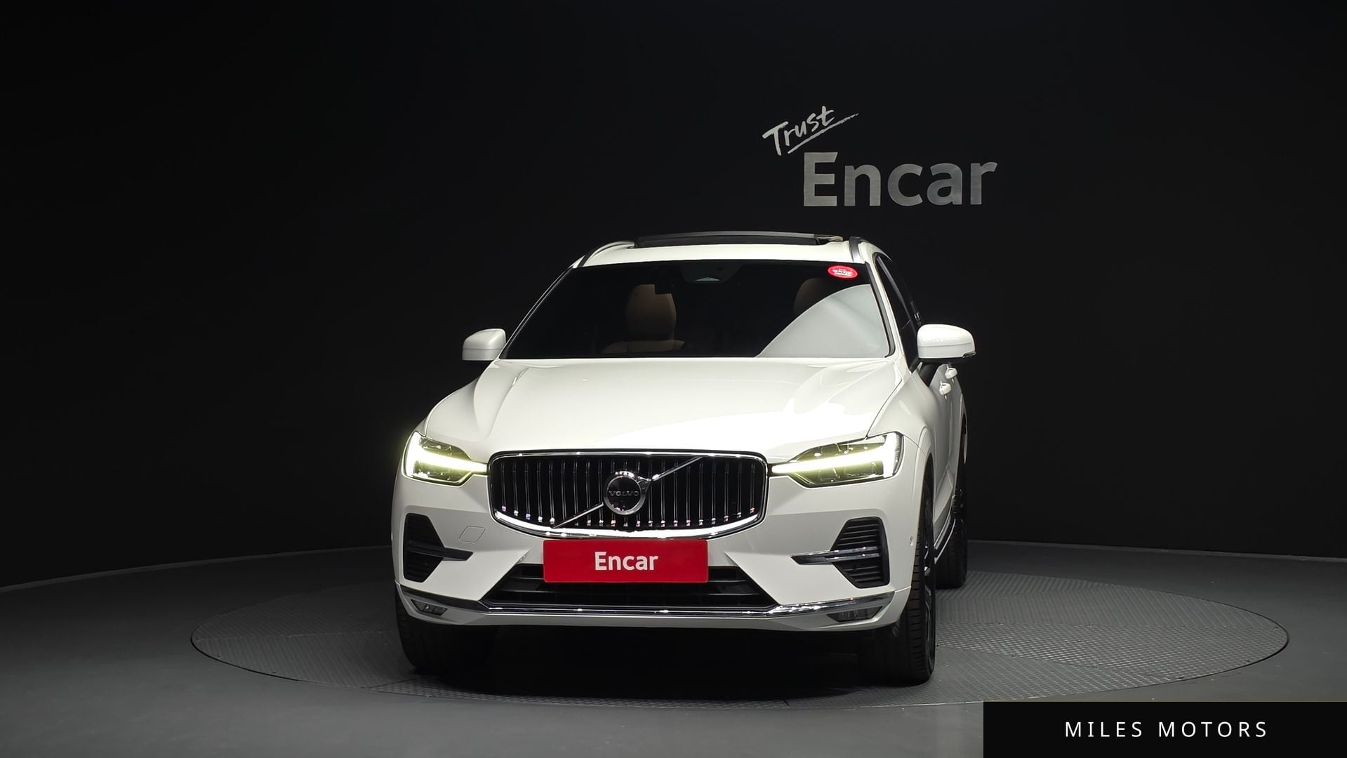 Volvo XC60 2024 — миниатюра 3