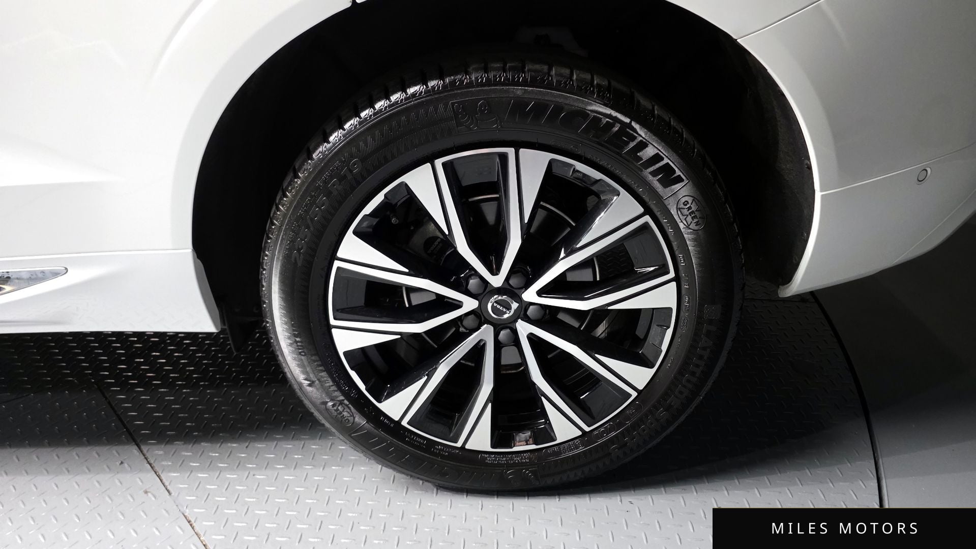 Volvo XC60 2024 — миниатюра 5
