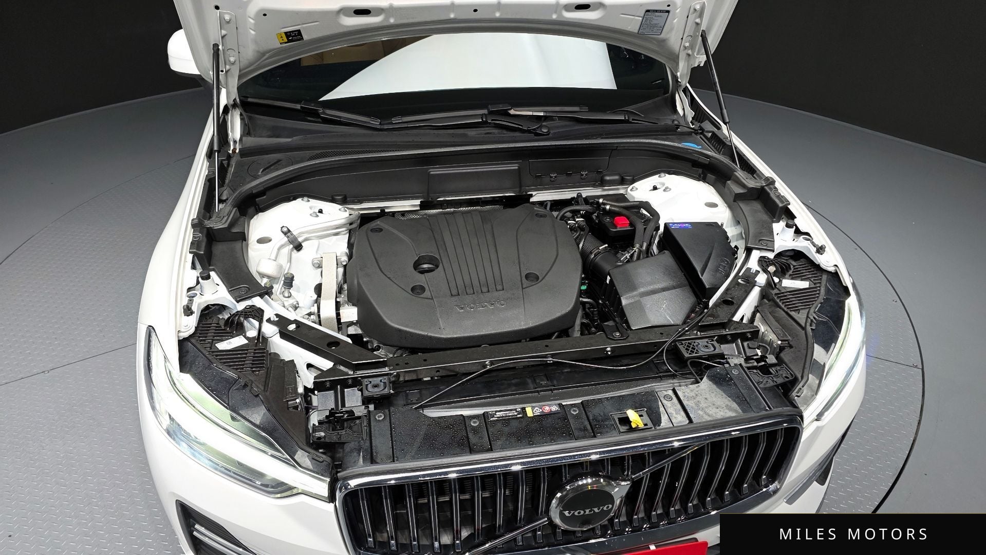 Volvo XC60 2024 — миниатюра 6