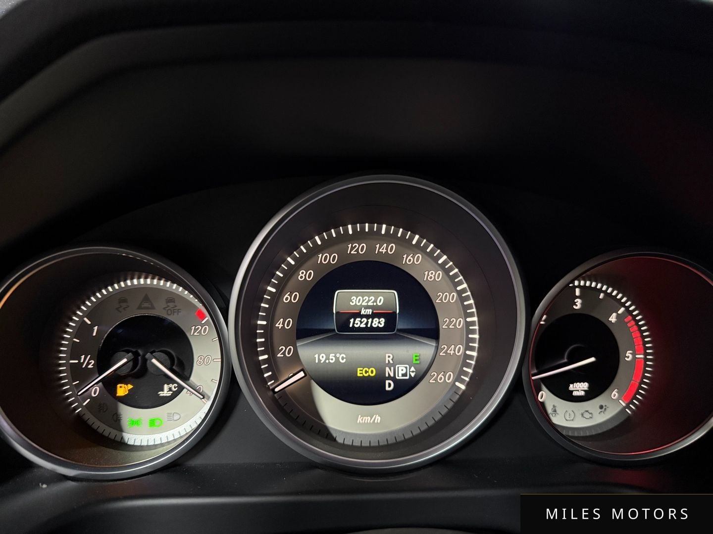 Mercedes-Benz E-Class W212 2015 — миниатюра 8