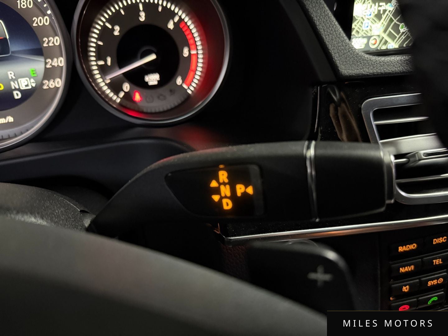 Mercedes-Benz E-Class W212 2015 — миниатюра 9