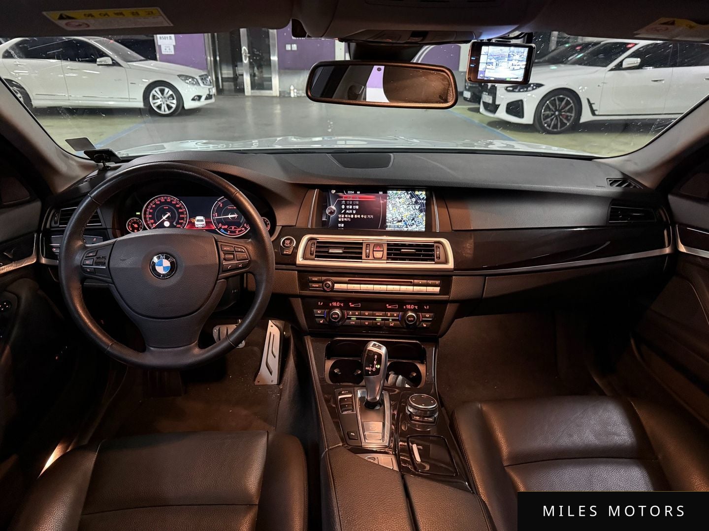 BMW 5 Series (F10) 2015 — миниатюра 7